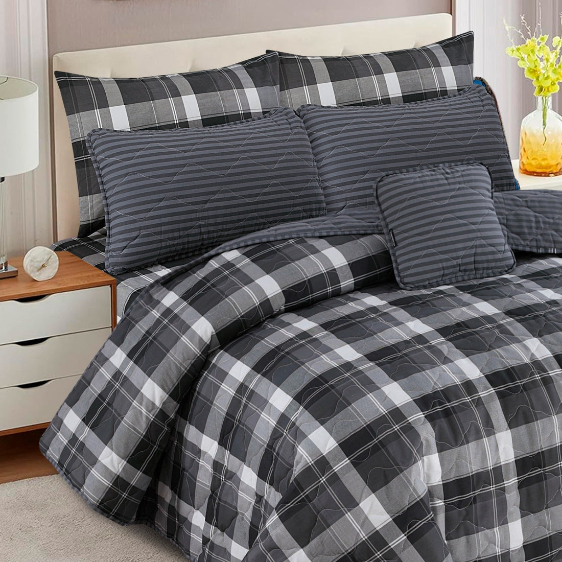 Classic Black 7-Pcs Cotton Punch